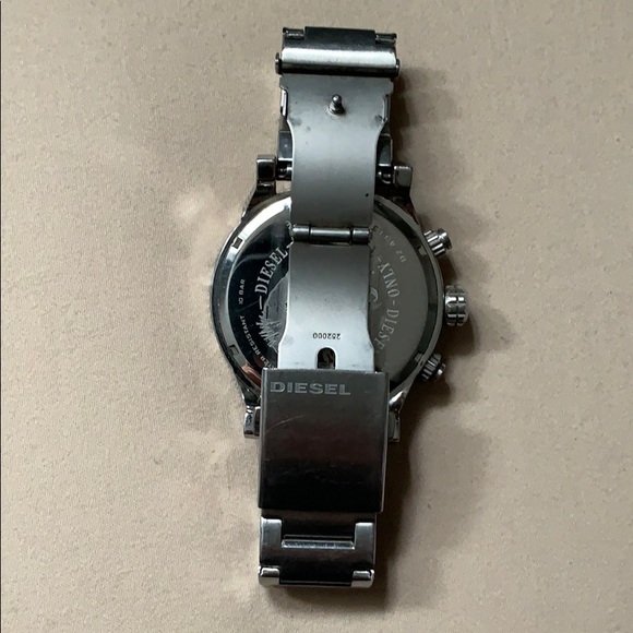 Only The Brave Diesel Watch - Picture 6 of 6